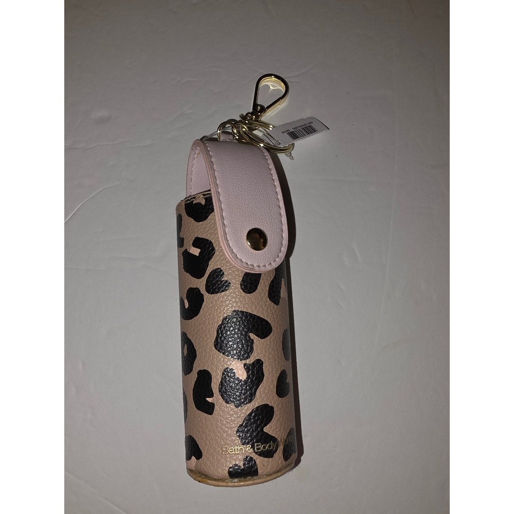 Bath & Body Works Leopard Print PocketBac Hand Sanitizer Holder Keychain NWT